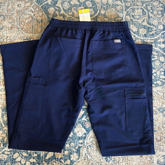Figs Yola Skinny Scrub Pants - Picture 7 of 9